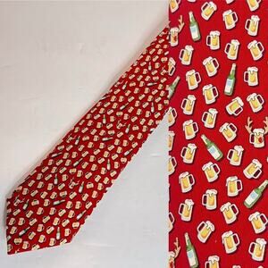 Vineyard Vines Red Beer Bottle Stein Rudolph Festive Silk Neck Tie
